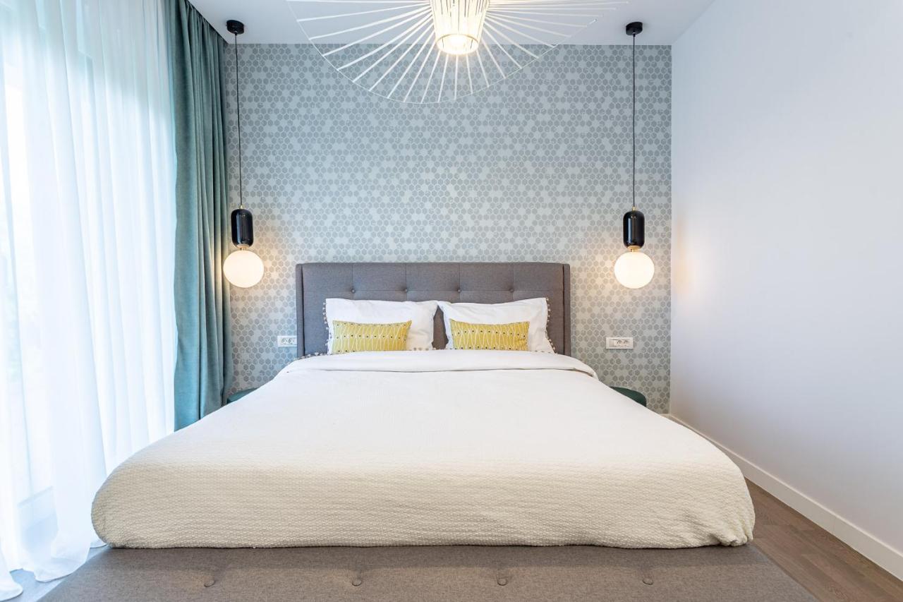 Il Lago - Turquoise - Cozy Luxurious Smart Home By The Lake Voluntari Eksteriør bilde