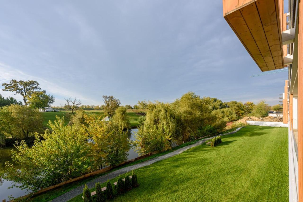 Il Lago - Turquoise - Cozy Luxurious Smart Home By The Lake Voluntari Eksteriør bilde